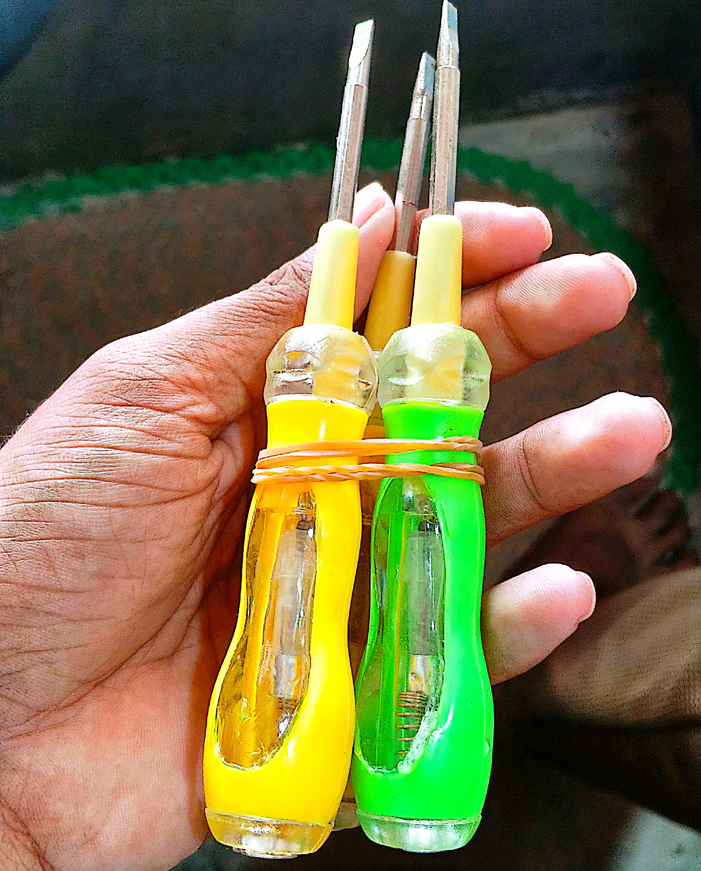 স্টার ও ফ্লাট নিয়ন টেস্টাট ১×